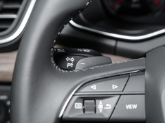 奥迪Q5L 2024款 40 TFSI 豪华致雅型