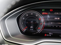 奥迪Q5L 2024款 40 TFSI 豪华致雅型