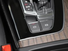 奥迪Q5L 2024款 40 TFSI 豪华致雅型