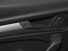 奥迪Q5L 2024款 45 TFSI 豪华动感型