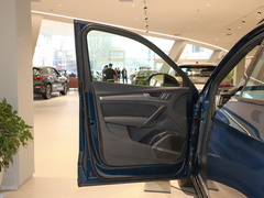 奥迪Q5L 2024款 45 TFSI 豪华动感型