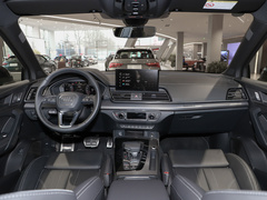 奥迪Q5L 2024款 45 TFSI 豪华动感型