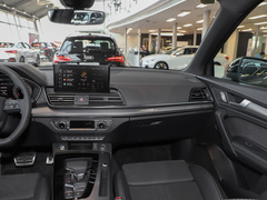 奥迪Q5L Sportback 2024款 40 TFSI 豪华型