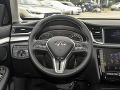英菲尼迪QX50 2024款 2.0T 两驱时尚版