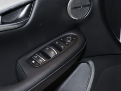 英菲尼迪QX50 2024款 2.0T 四驱豪华版