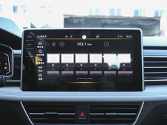 途观L 2024款 300TSI 自动两驱智享版
