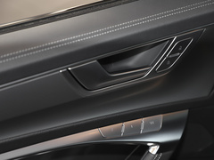 奥迪A6 旅行版 2024款 allroad quattro 55 TFSI 尊享越野型