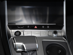 奥迪A6 旅行版 2024款 allroad quattro 55 TFSI 尊享越野型