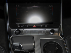 奥迪A6 旅行版 2024款 allroad quattro 55 TFSI 尊享越野型