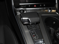 奥迪A6 旅行版 2024款 allroad quattro 55 TFSI 尊享越野型