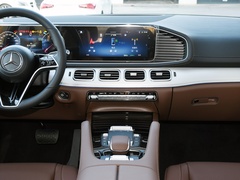奔驰GLS 2024款 GLS 400 4MATIC