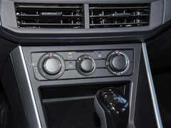 Polo 2024款 1.5L 基本型 