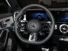 奔驰A级AMG(进口) 2024款 AMG A 35 4MATIC