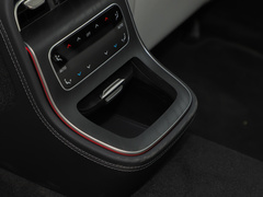 奔驰E级 2024款 E 300 L 尊贵型