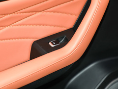 豪越L 2024款 2.0T DCT旗舰型