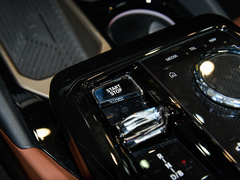 宝马i5 2024款 eDrive 35L 尊享型 豪华套装