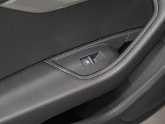 奥迪A4(进口) 2024款 Avant 40 TFSI 时尚运动型
