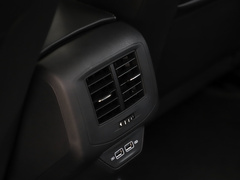 T-ROC探歌 2024款 300TSI DSG两驱辰光版