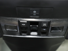 T-ROC探歌 2024款 300TSI DSG两驱星光版