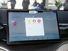 宋PLUS新能源 2024款 荣耀版 EV 520km 旗舰型
