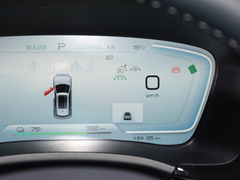宋PLUS新能源 2024款 荣耀版 EV 520km 旗舰型