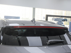 宋PLUS新能源 2024款 荣耀版 EV 520km 旗舰型