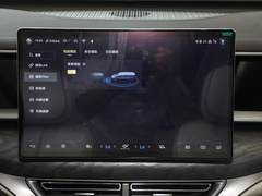 腾势D9 2024款 EV 600 四驱尊贵型