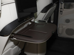 腾势D9 2024款 EV 600 四驱旗舰型