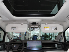 腾势D9 2024款 EV 600 四驱旗舰型
