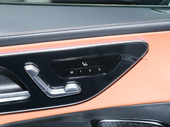 奔驰GLC 2024款 GLC 260 L 4MATIC 豪华型 5座
