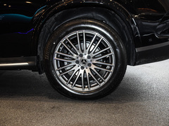奔驰GLC 2025款 GLC 300 L 4MATIC 动感型 5座