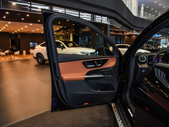 奔驰GLC 2024款 GLC 300 L 4MATIC 动感型 5座