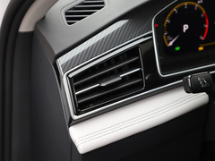 途观L 2024款 出众款 330TSI 自动两驱R-Line龙耀版
