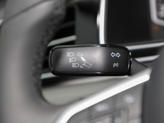 途观L 2024款 出众款 330TSI 自动两驱R-Line龙耀版