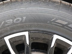 捷途X70 PLUS 2024款 冠军版 1.5T 手动冠军 7座