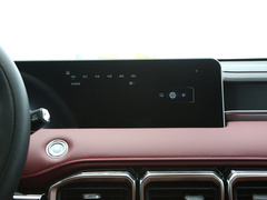 捷途X70 PLUS 2024款 冠军版 1.5T 手动冠军 7座