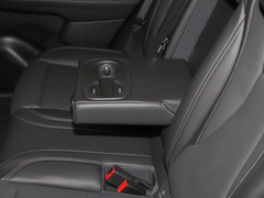 昂科威Plus 2024款 昂科威Plus 28T 四驱尊享版