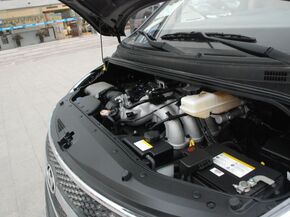 现代(进口)  2.4L 自动 发动机主体特写