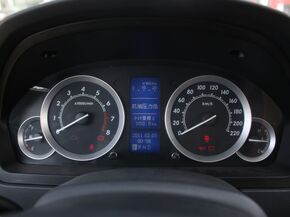 北京汽车  两厢 1.5L 自动 方向盘后方仪表盘