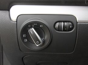 一汽-大众  1.4TSI DSG 方向盘左后仪表台