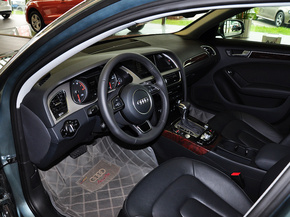 一汽奥迪  35TFSI 中控台左侧