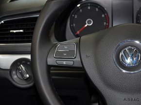 上海大众  1.4TSI DSG 方向盘左侧