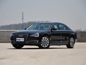 奥迪(进口)  2.0T 车辆左前45度视角