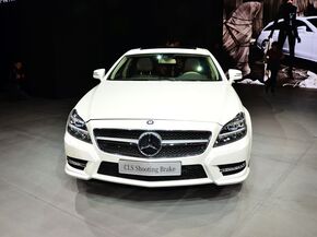 奔驰(进口)  CLS350 3.5L 车头正面视角