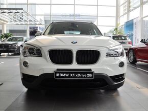 华晨宝马 sDrive20i 2.0T 车头正面视角