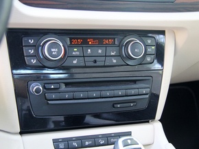 华晨宝马  xDrive28i 2.0T