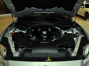 玛莎拉蒂  3.0T 发动机局部特写