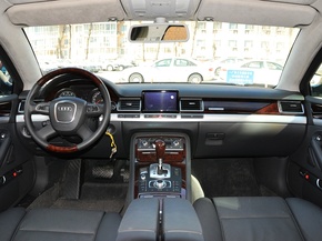 奥迪(进口) 奥迪 A8L W12 中控台整体