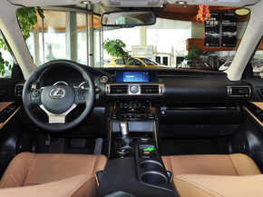 雷克萨斯  2.5L 自动 中控台整体