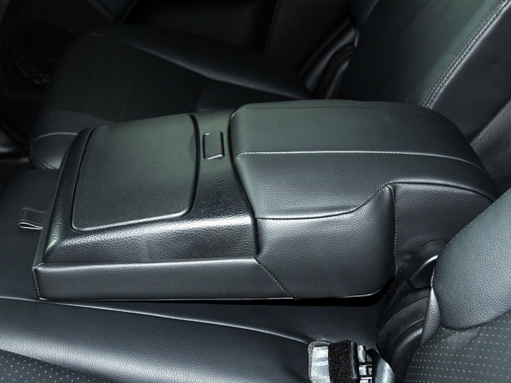 起亚(进口) 3.8L 自动